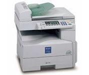 de vanzare un copiator a4 marca ricoh 1515,cu adf(auto document este nou,0 printuri si pret